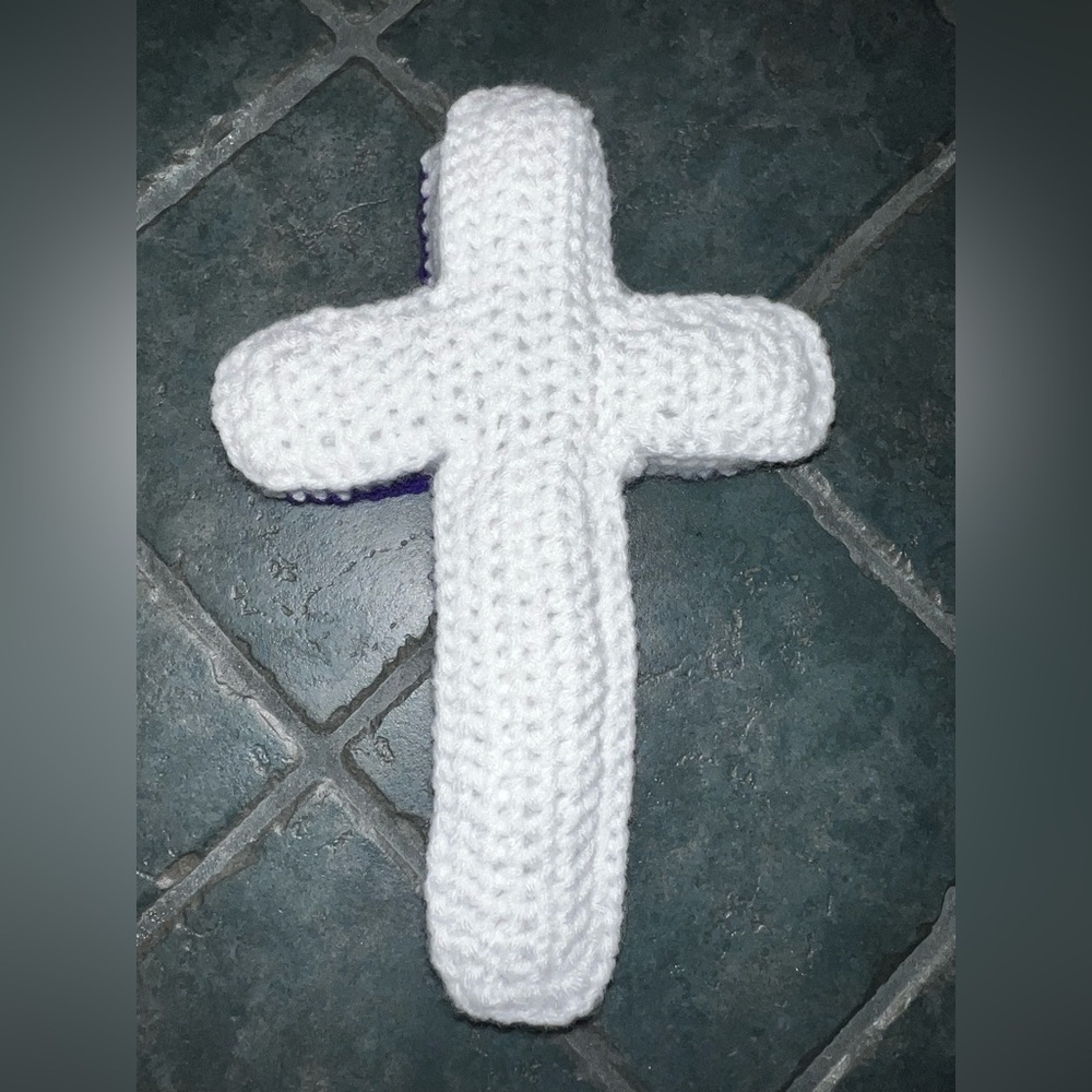 Hand Crocheted Christian Prayer Cross Plushie - Picture 6 of 9